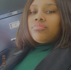 Meet your Posher, Elyvanet